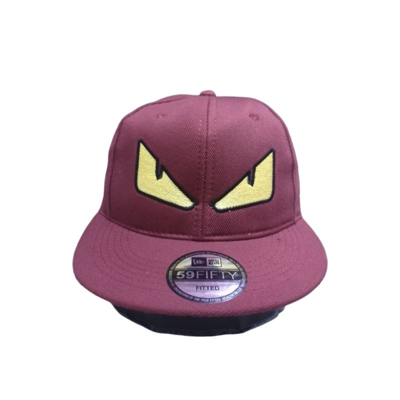 Topi Snapback Fendi merah maroon
