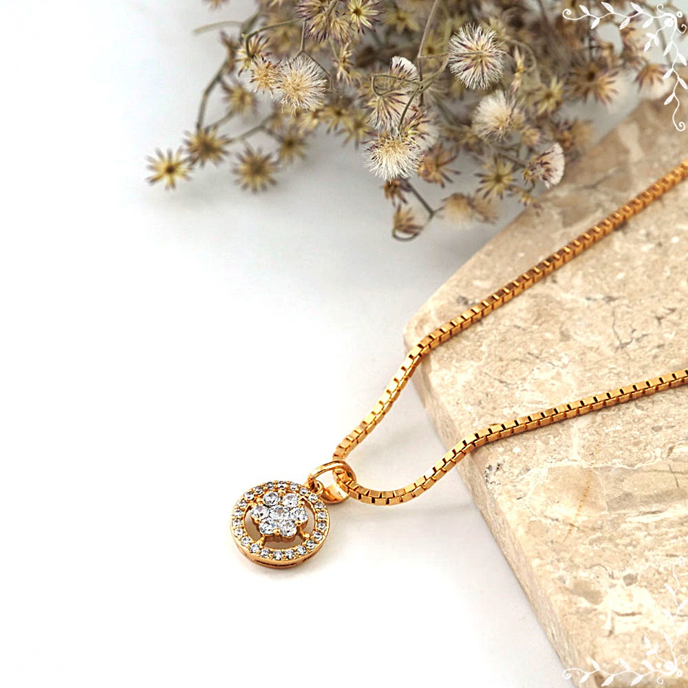 Xuping Liontin Mata Bunga Titanium Ring