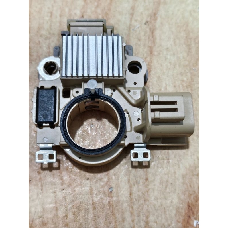 IC regulator alternator Mitsubishi Canter Euro 4 (24v)