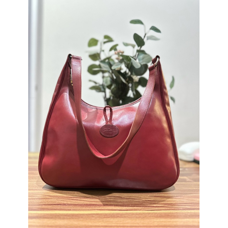 LC cuir Roseau rare item..Preloved Authentic