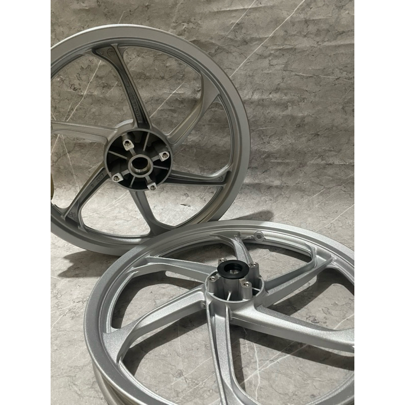 NEW VELG YAMAHA 125z ORIGINAL ORI BAWAAN 125z SILVER & BLACK