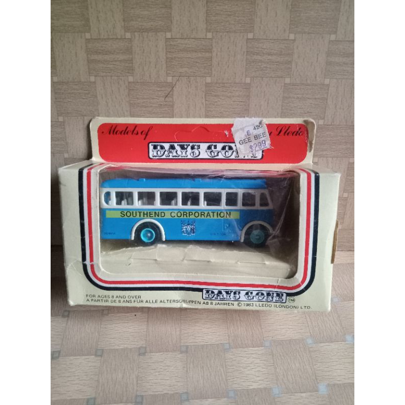 DAYS GONE LLEDO LONDON BUS NO.17 MADE IN ENGLAND 1983