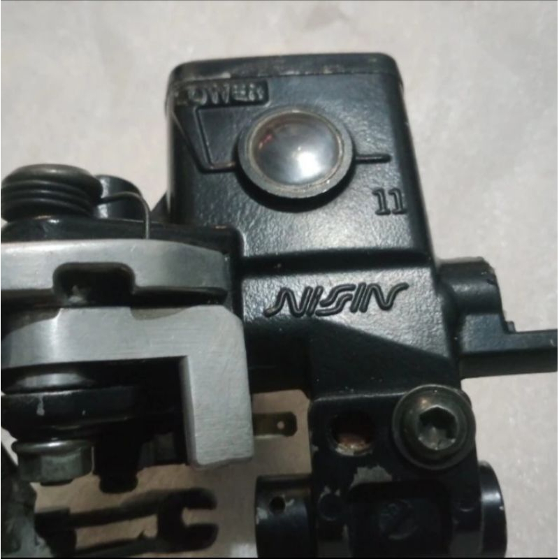 master rem depan Vario 125 / Vario 150 fi old original