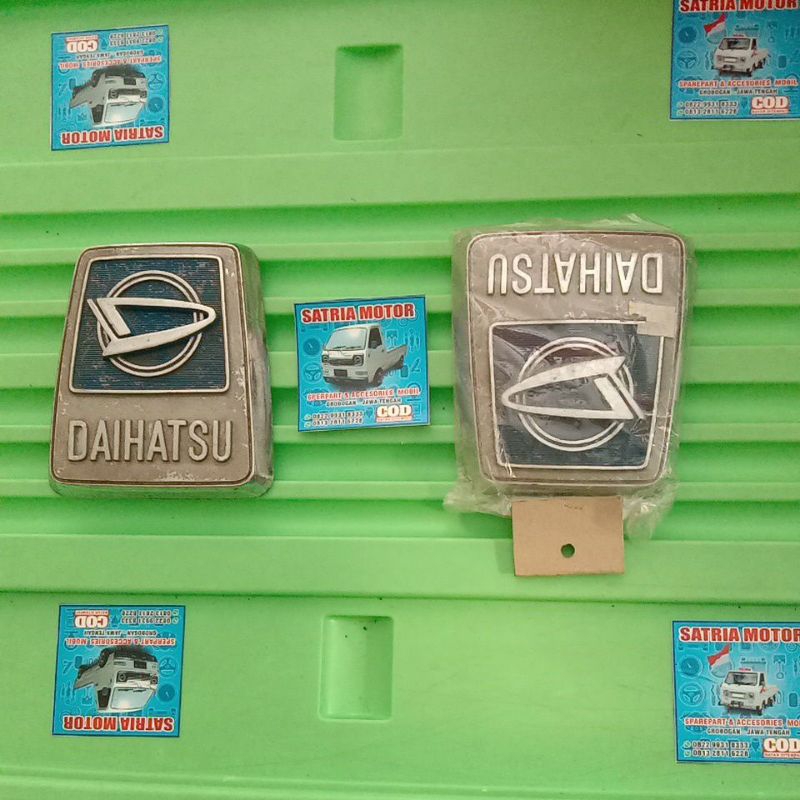 emblem Daihatsu delta Emblem timbul logo Daihatsu delta