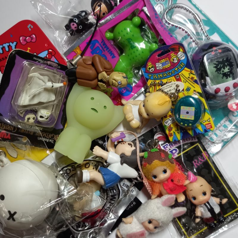 various japanese trinkets (updated stock)