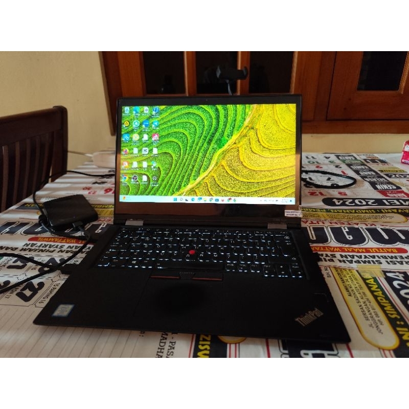 Lenovo Thinkpad X380 yoga core i5 gen 8 8/256 touch screen