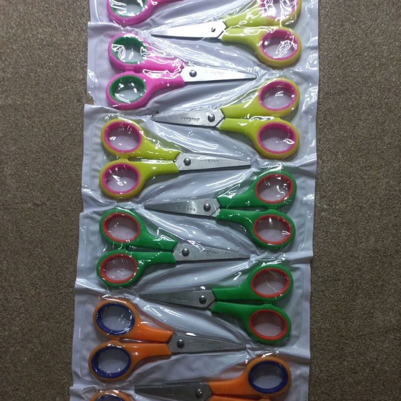 

gunting kecil ukuran 4" perlusin