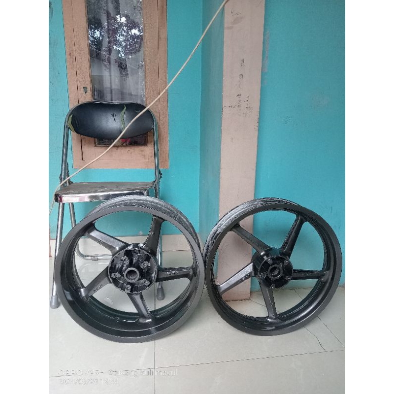 velg Rgv Vixion tapak lebar ring 17