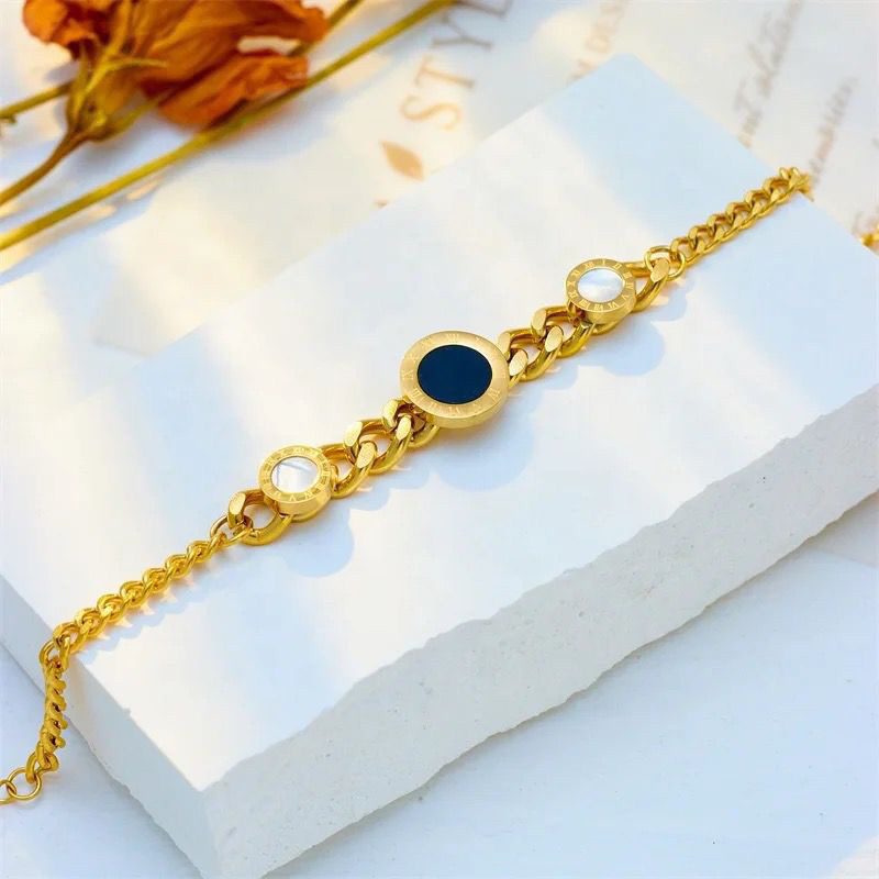 Gelang Tangan Pria Wanita Titanium Batu Hip Hop Hitam dan Putih Anti Karat