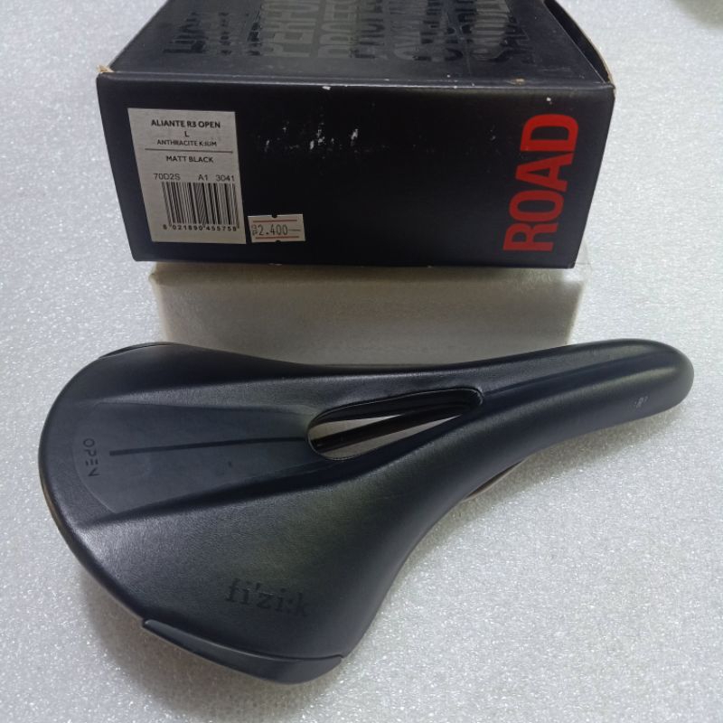 Sadel Sepeda Fizik Aliante R3 Open Large Lebar 153 mm Second Like New