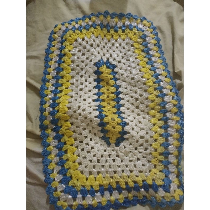 keset dari kerajinan tangan bahan plastik kresek