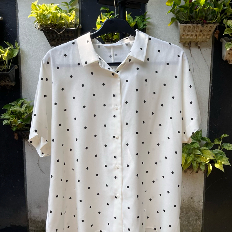 Kemeja wanita Uniqlo preloved