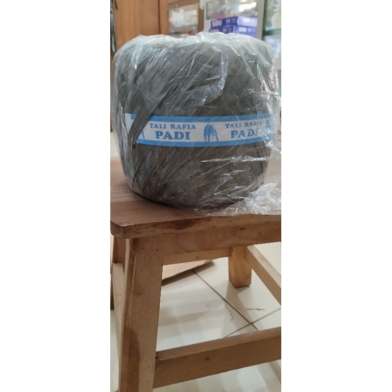 

Tali rafia 1 kg.
