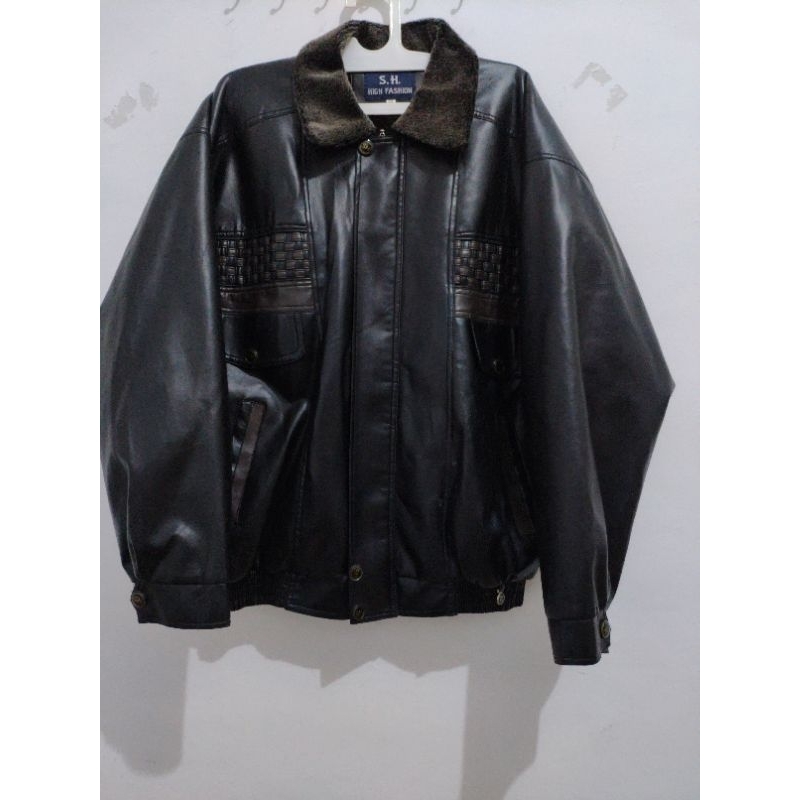 Jaket Kulit Sintetis Hitam Black Bludru Cowok Pria