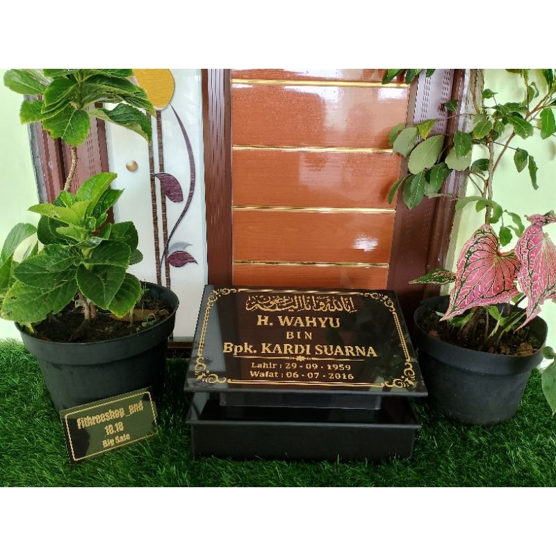 BATU NISAN MAKAM DUDUKAN 20 X 30 CM