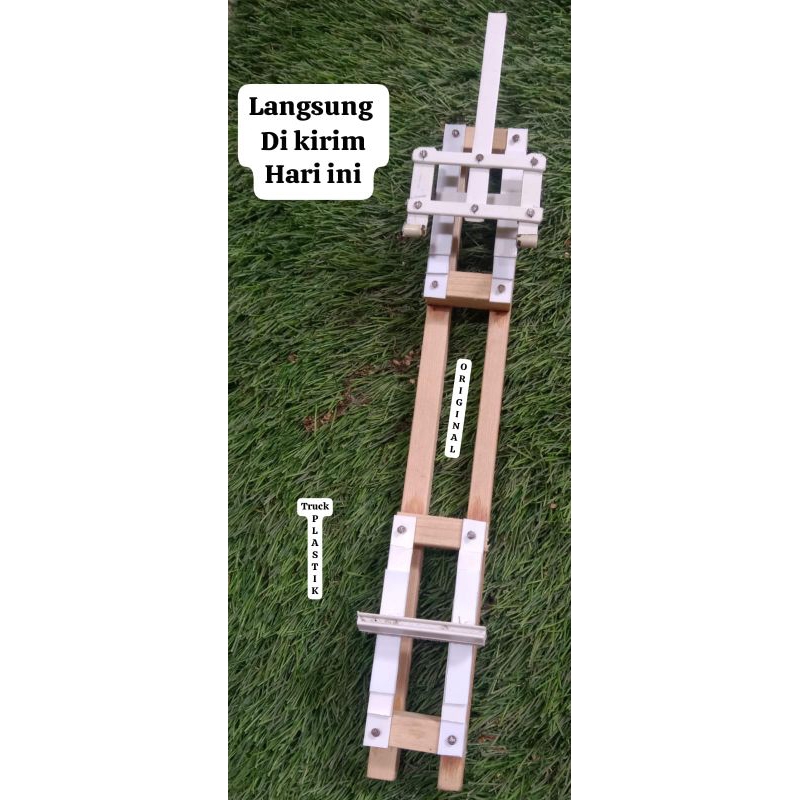 Sasis / chasis miniatur truk plastik