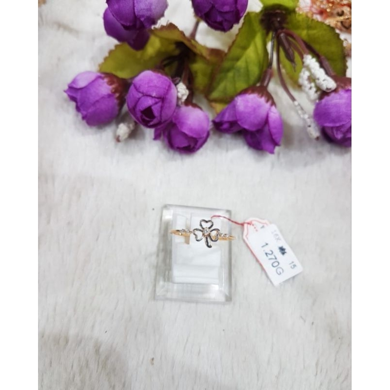 Cincin emas 70 daun semanggi