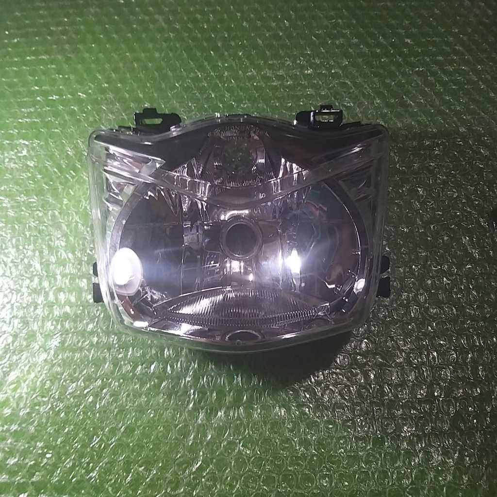 Reflektor Lampu Depan Beat Karbu Tanpa Soket & Bohlam Original