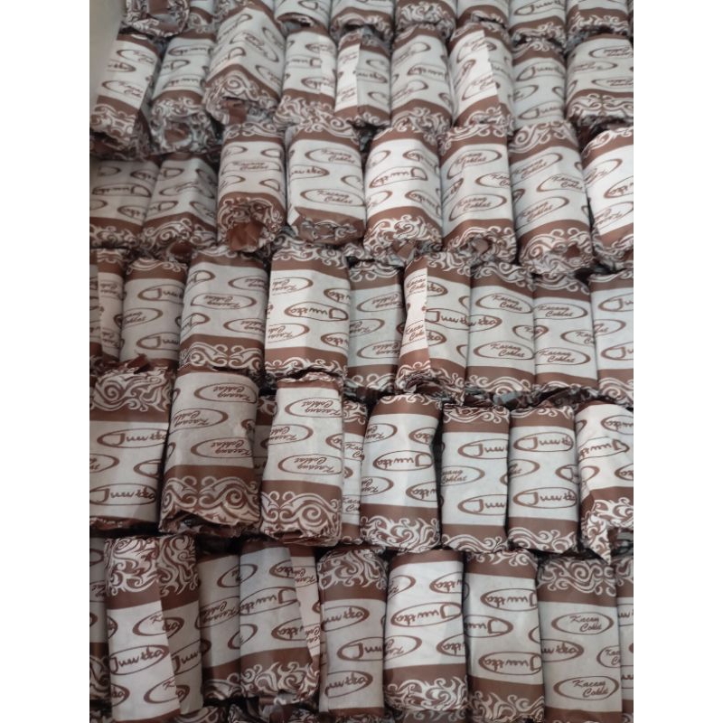 

1 KG DODOL GARUT KACANG COKLAT