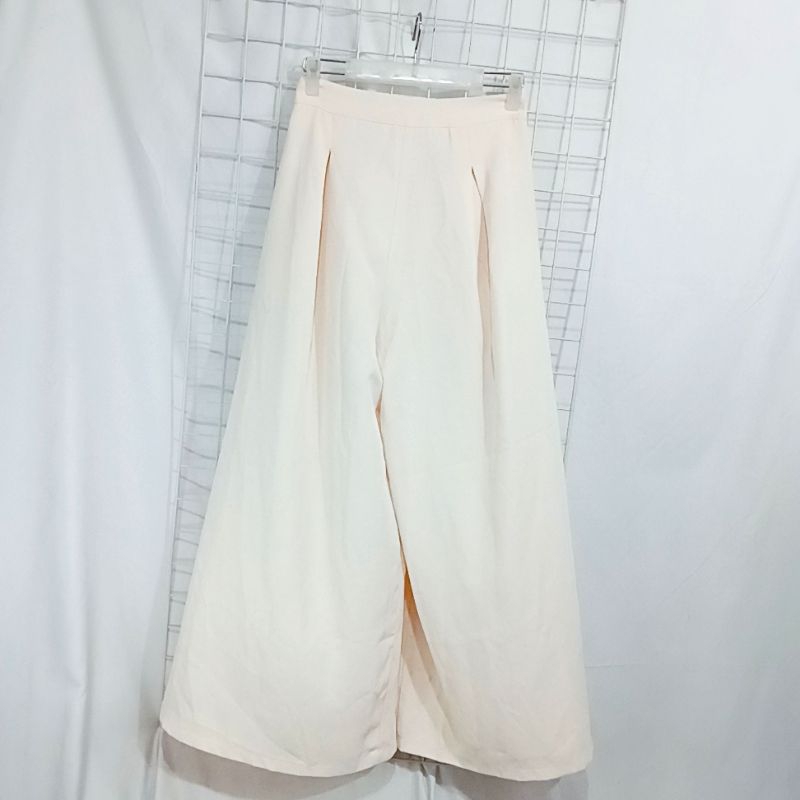 Import Bangkok Cream Highwaist Wide leg Pants