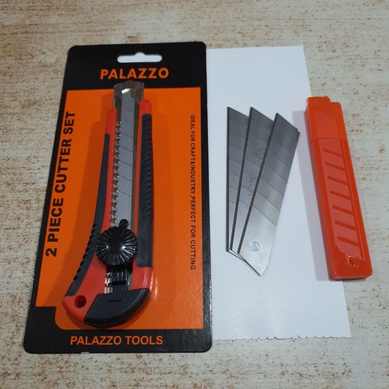 

PISAU CUTTER PALAZZO + 3 ISI CUTTER
