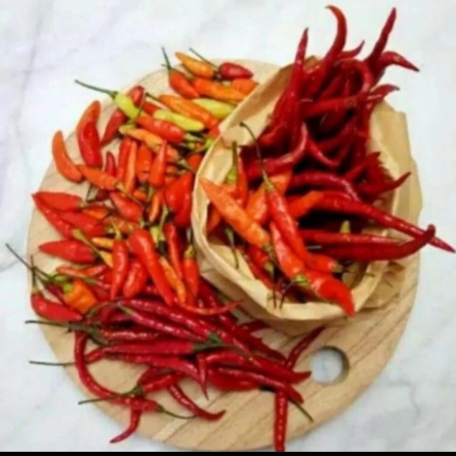 

PAKET CABE MERAH DAN CABE RAWIT KERITING 250 GRAM