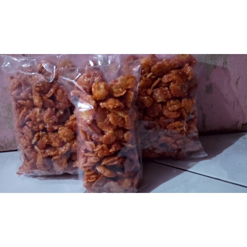 

emping mlinjo pedas manis 250gram
