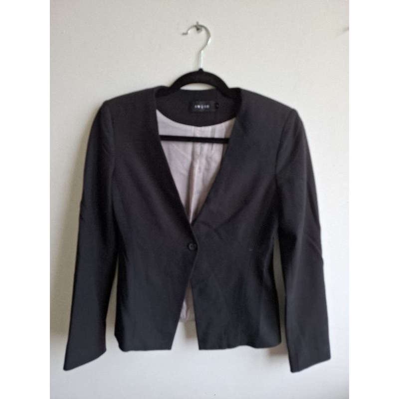 Blazer invio kancing 1