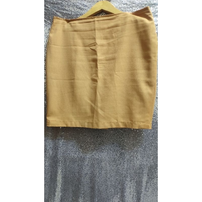 Rok Pendek Seragam Bank Mandiri Size M PRELOVED