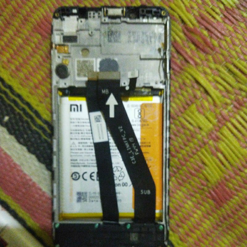 LCD REDMI 7A SET FREM ORI COPOTAM+ BATRE +FLEKSIBEL PAPAN CES+PCB PAPAN CES