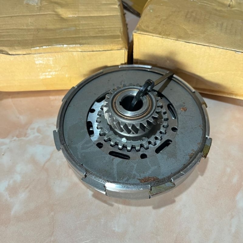 KOPLING SET VESPA SPARTAN GIGI 23 T/KOPLING VESPA PER 7 GIGI 23T SPARTAN