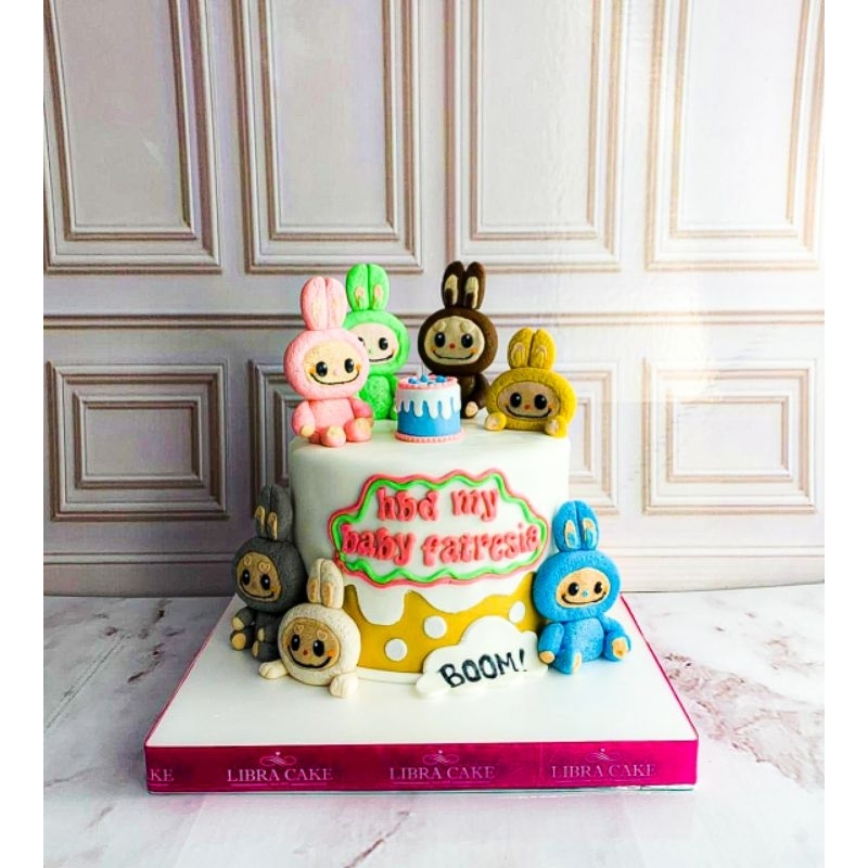 

kue ulang tahun/birthday cake/kue ultah tema labubu/labubu cake/costume cake