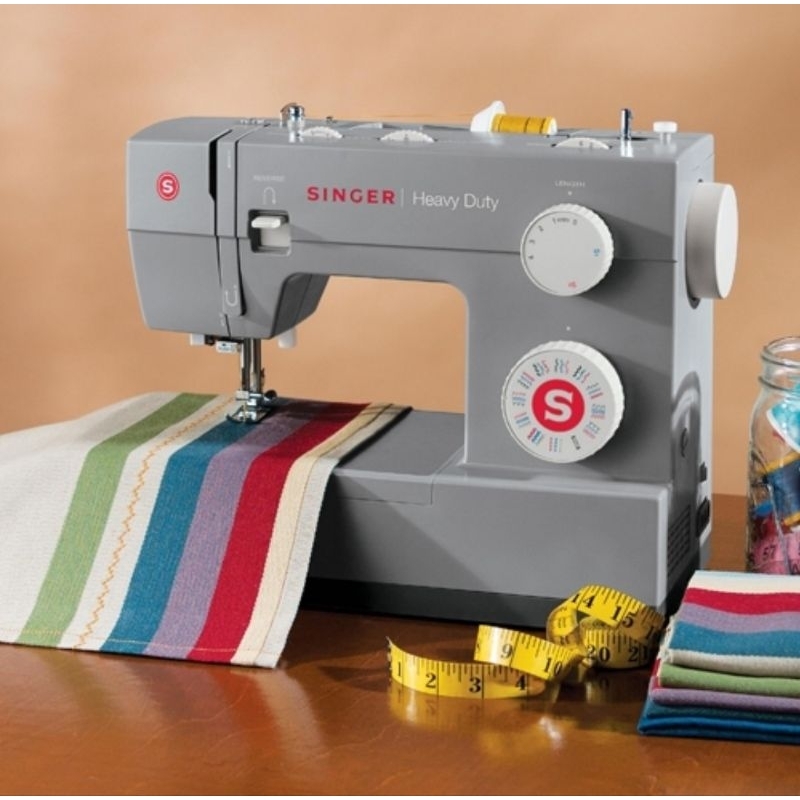 Mesin Jahit Singer portable 4432