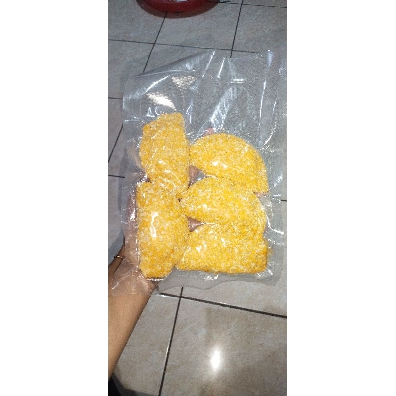 

Cireng Ndut Ayam Suwir Mercon Frozen Food