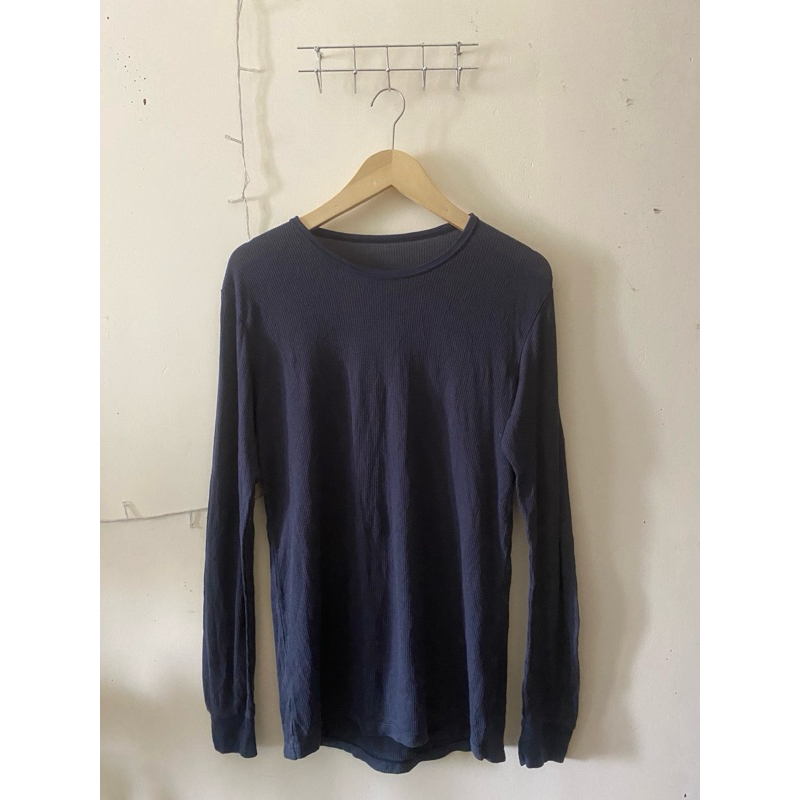 Navy Shirt Uniqlo HEATTECH Original Preloved