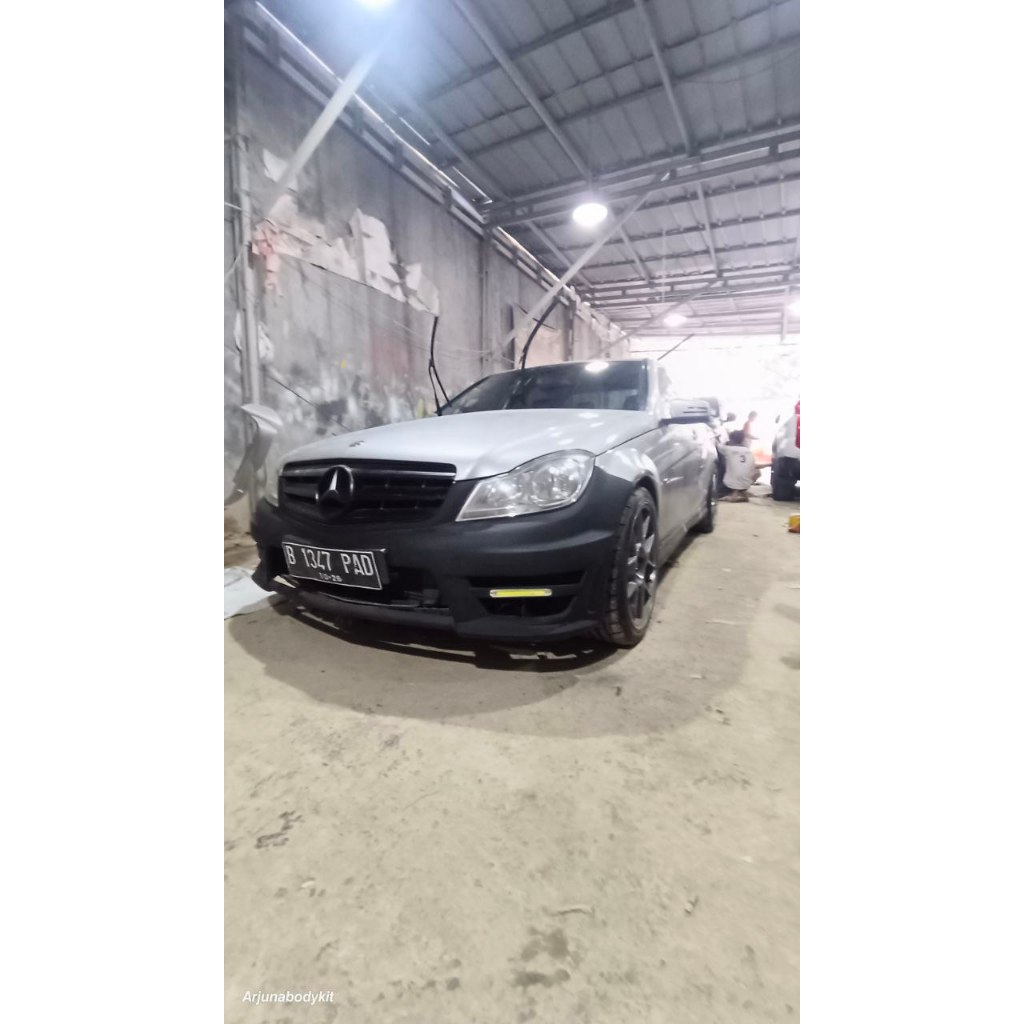 bodykit bemper Bumper mercedesBenz Mercy Merci AMG W204 Facelift FL - W204 AMG DEPAN