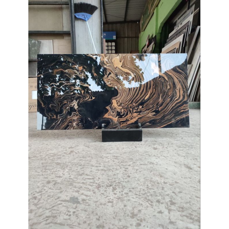 Granite Lantai 60×120 Palma Gold/Glossy/Savona Gress