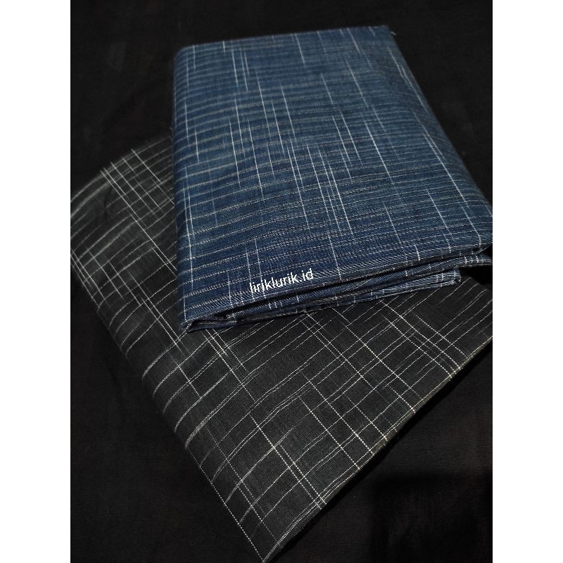 Kain Tenun Lurik kode L30 navy/dongker