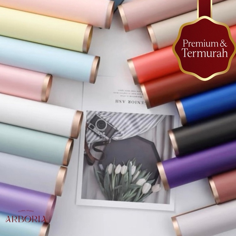 

Hot Arrival PER PACK 2 LBR 58x58 CM GOLD LINE Flower Wrapping Paper Kertas Buket Bunga Cellophane