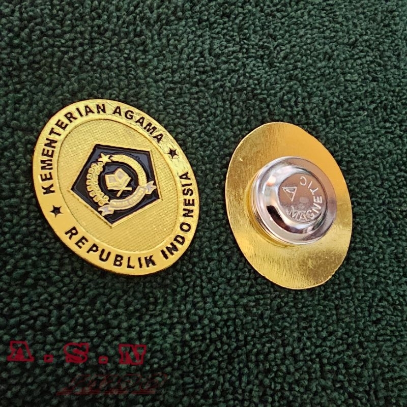 Lencana Kemenag Pin Kemenag Magnet Plus Box Pin