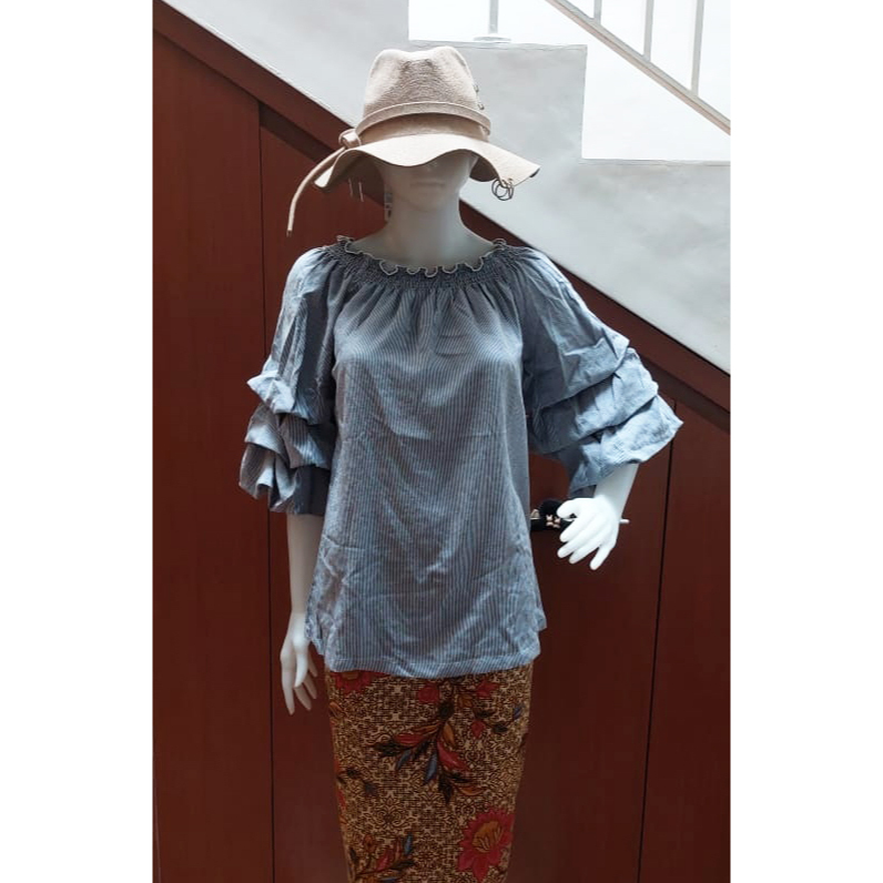 MATAHARI - GRAPHIS BLOUSE WITH TAG