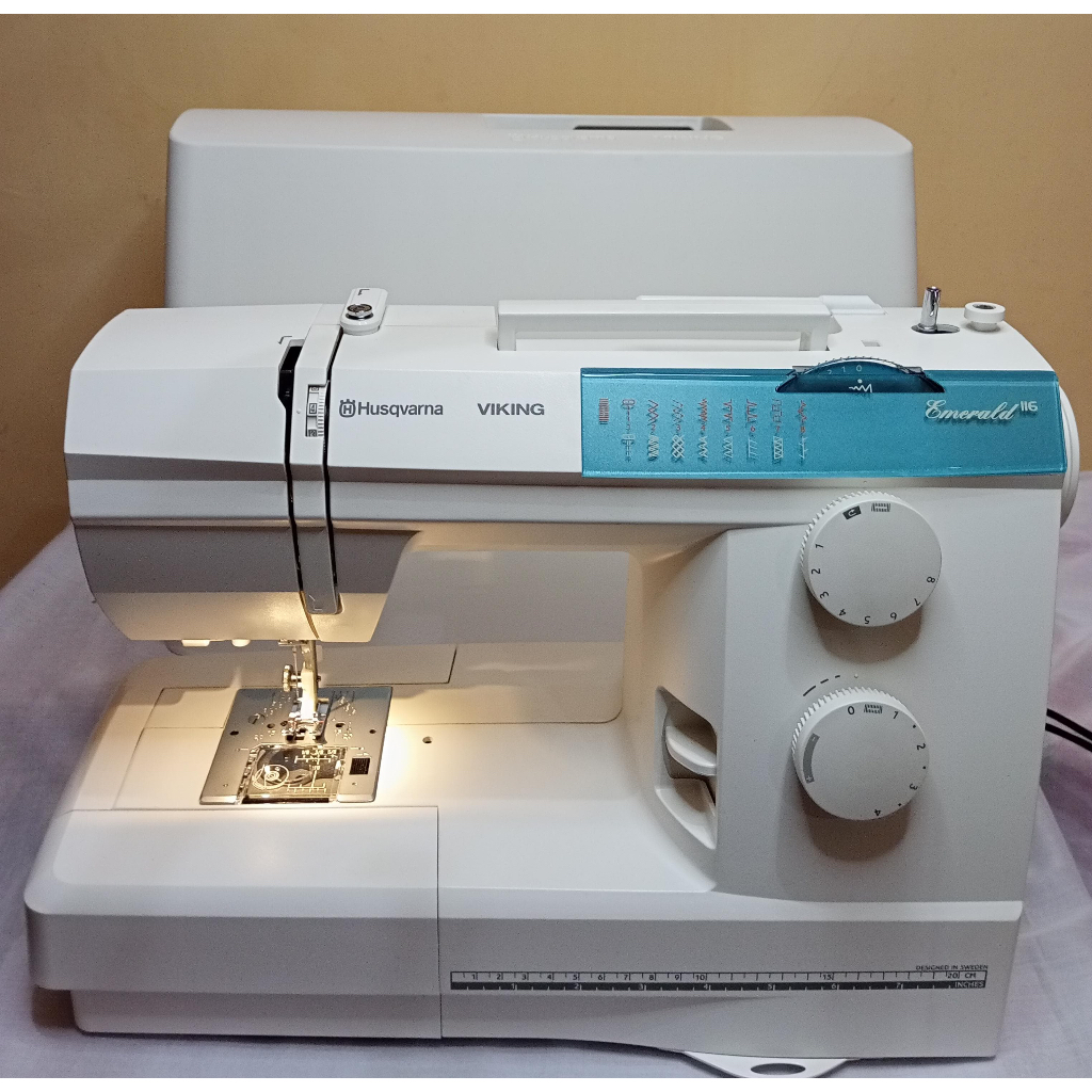 Mesin Jahit HUSQVARNA Viking Emerald 116