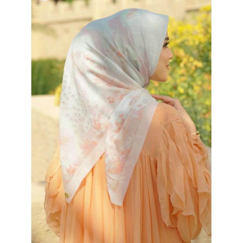 Buttonscarves Arabian Night