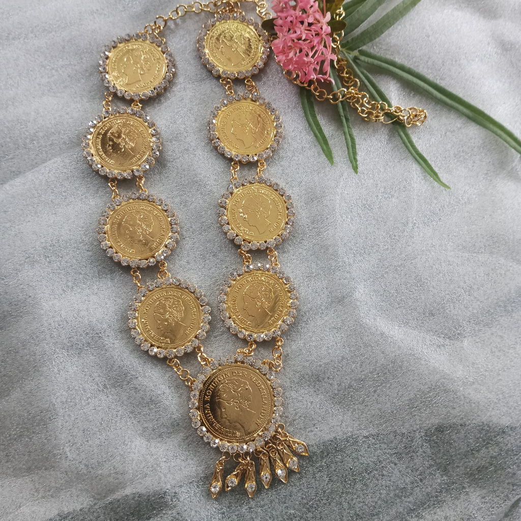 Kalung koin permata khas jambi