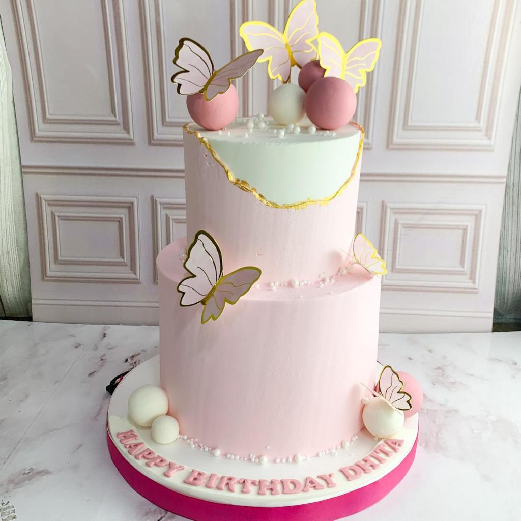 

Kue Ulang Tahun/Birthday Cake/Kue Ultah Tema Kupu-Kupu/Kue Birthday Butterfly/Kue birthday Jakarta