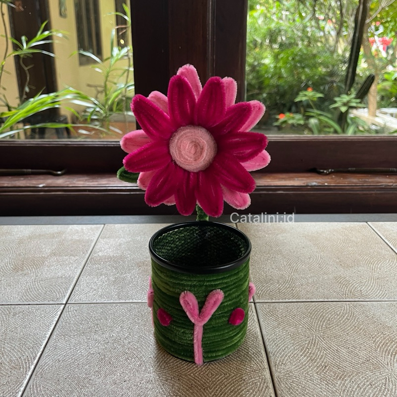 

Tempat Pensil Kotak Pensil Tempat Pulpen Kerajinan Tangan Kawat Bulu pipe cleaner