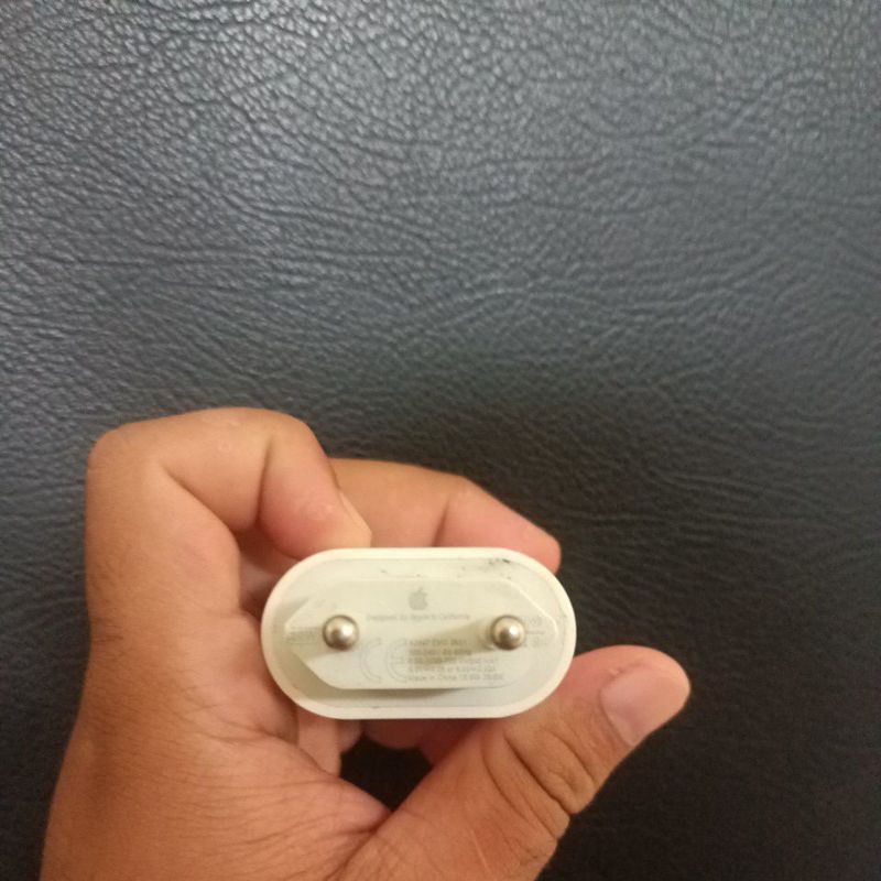 kepala charger iPhone original ibox