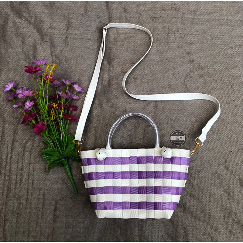 tas selempang wanita anyaman plastik motif zebra blaster