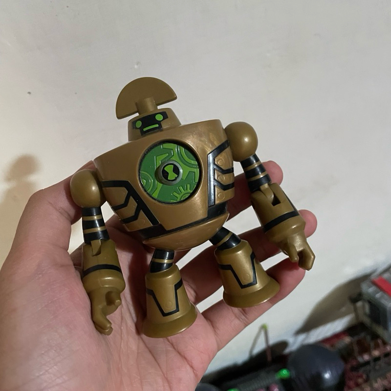 Figure Ben 10 Original CN Second Preloved Toys