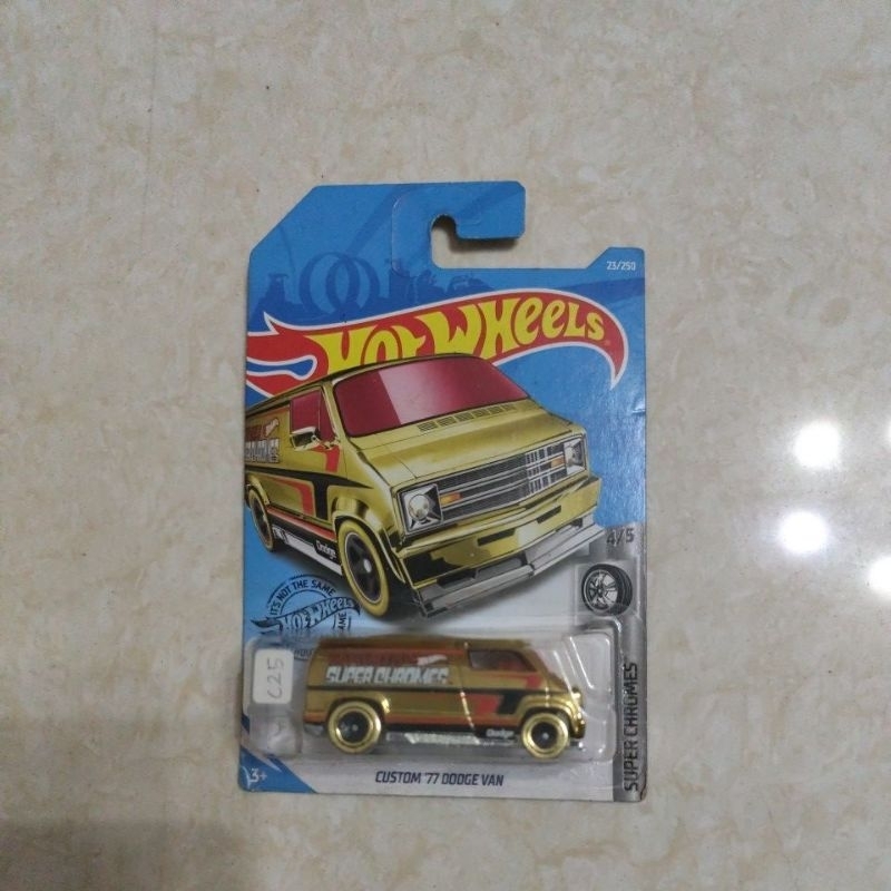 HotWheels Custom' 77 DOOGE VAN